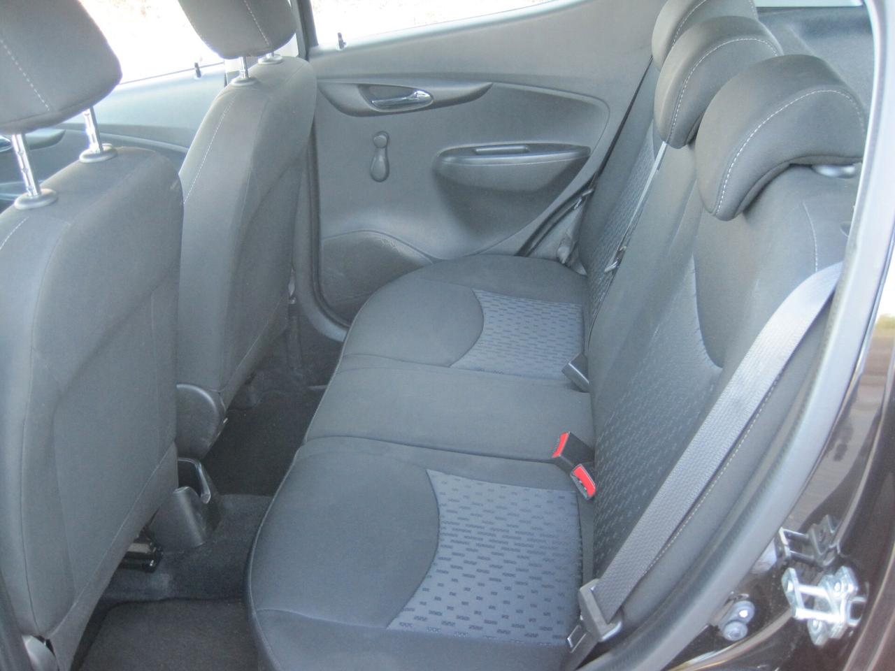 Opel Karl Rocks 1.0 75 CV