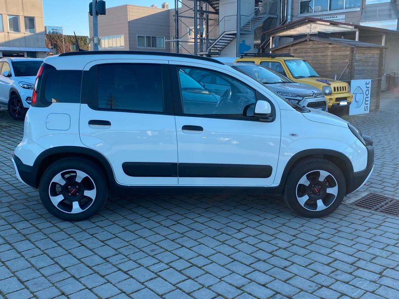 Fiat Panda Cross 1.0 FireFly S&S Hybrid