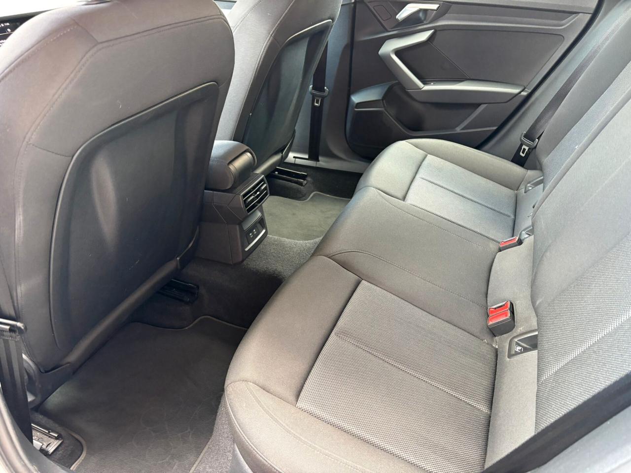 Audi A3 SPB 30 TDI Business