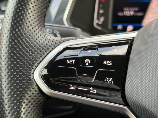 VOLKSWAGEN Tiguan 2.0 TDI 150 CV SCR DSG R-Line UNICO PROPRIETARIO