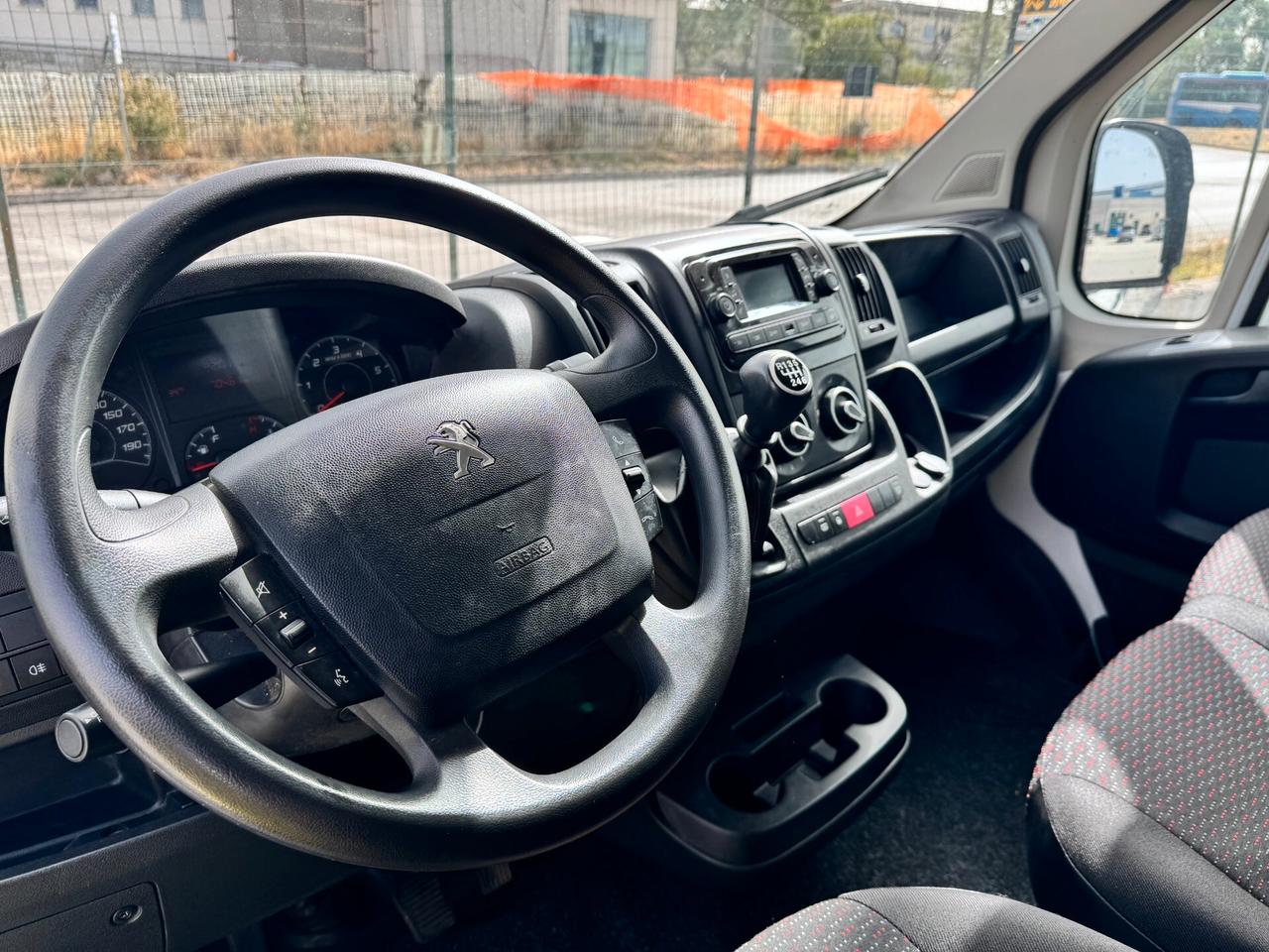 Peugeot Boxer 335 2.2 140cv L3H3 15.200+IVA