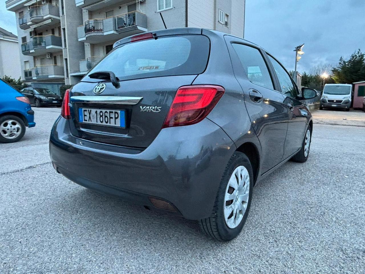 Toyota Yaris 1.4 D-4D 5 porte Lounge