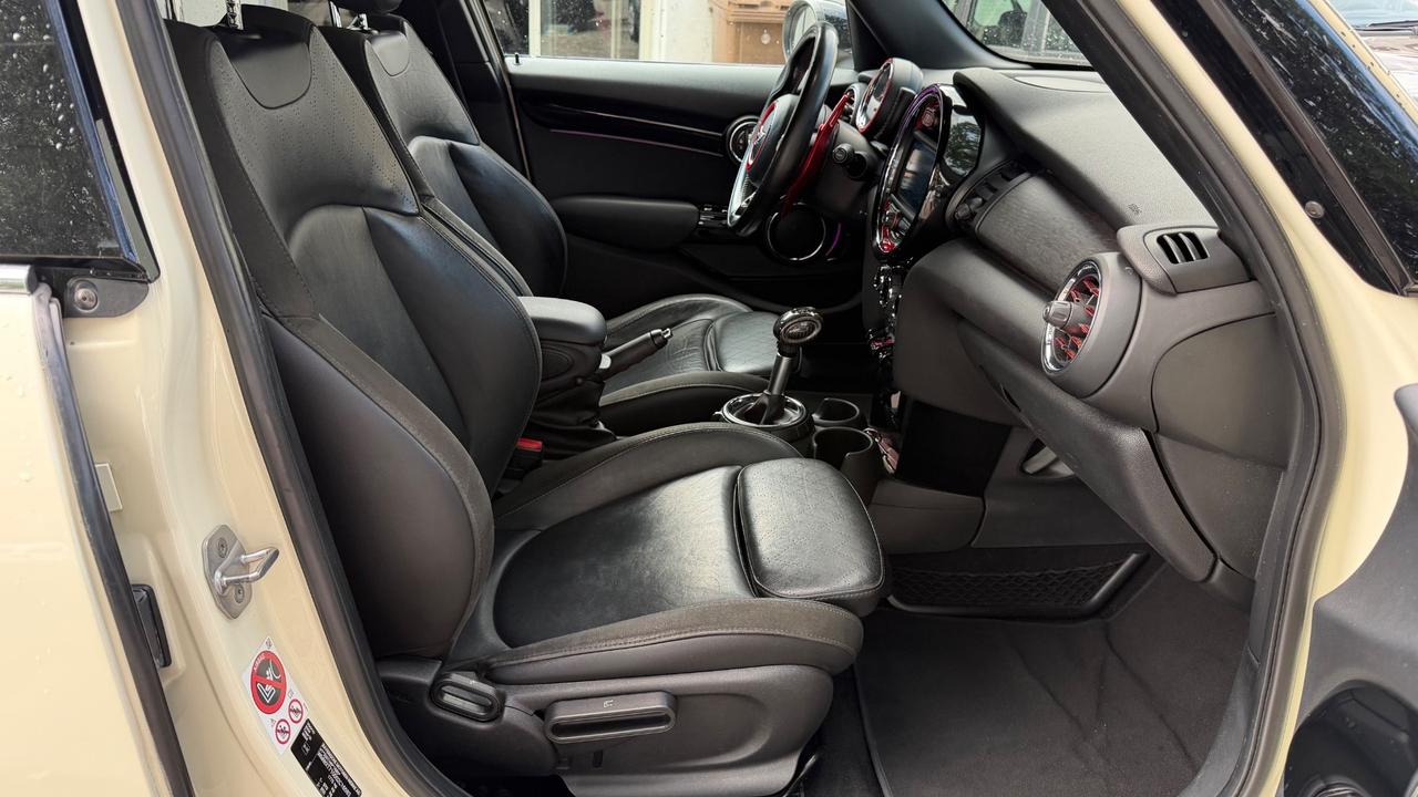 Mini 2.0 Cooper SD Hype 5 porte
