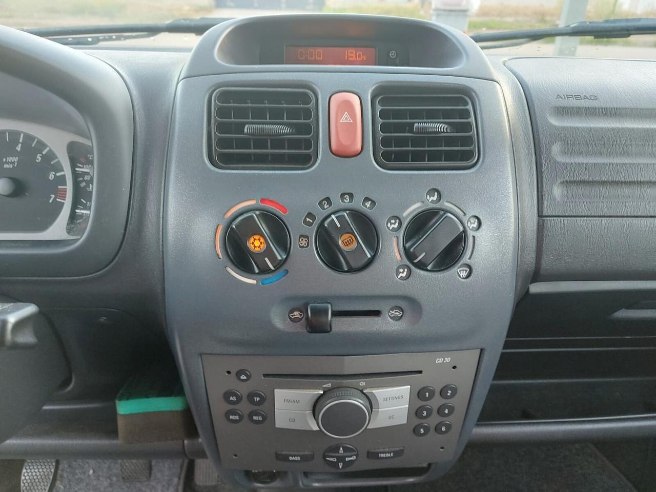 Opel Agila 1.2 16V Enjoy * Soli 49000 Km.