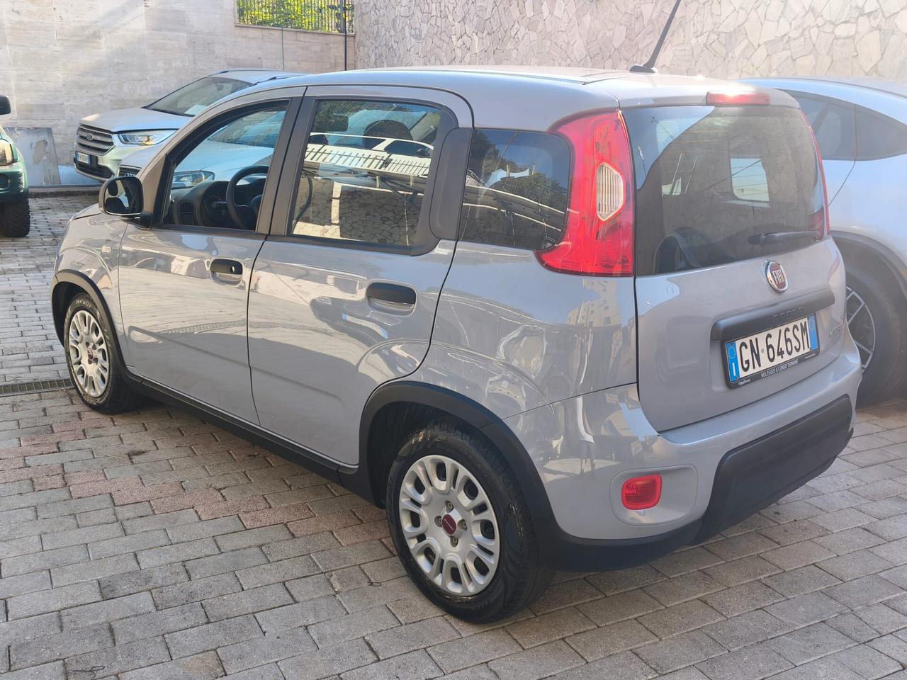 Fiat Panda 1.0 FireFly S&S Hybrid Garmin