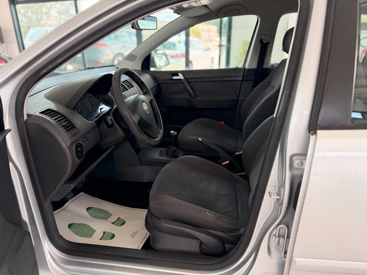 Volkswagen Polo 1.2/60CV 5p. Trendline