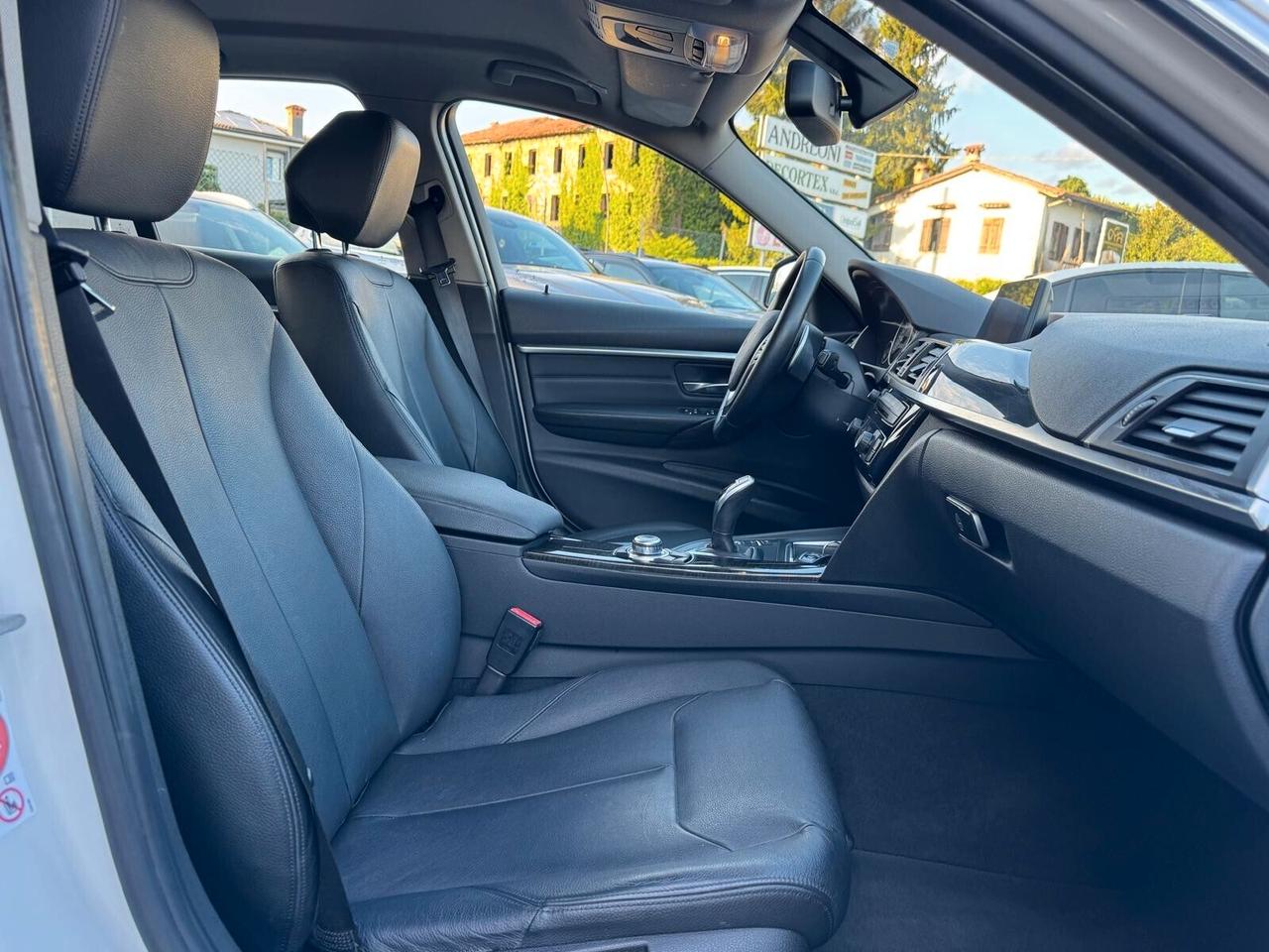 Bmw 320 320d xDrive Luxury