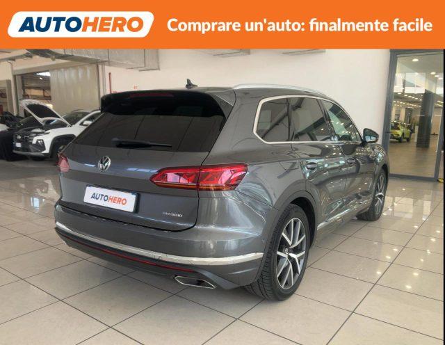 VOLKSWAGEN Touareg 3.0 V6 TSI eHybrid Elegance