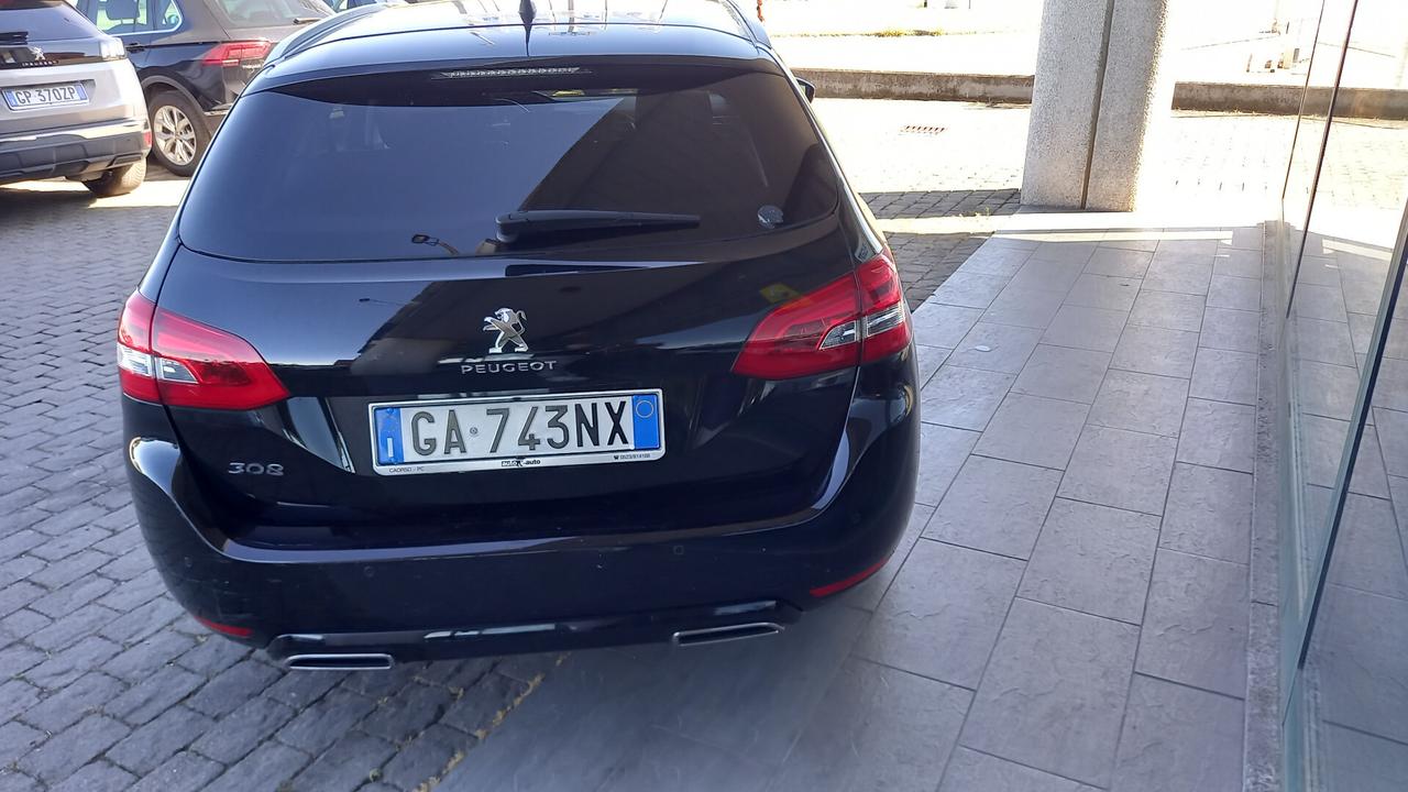 Peugeot 308 BlueHDi 100 S&S SW Style