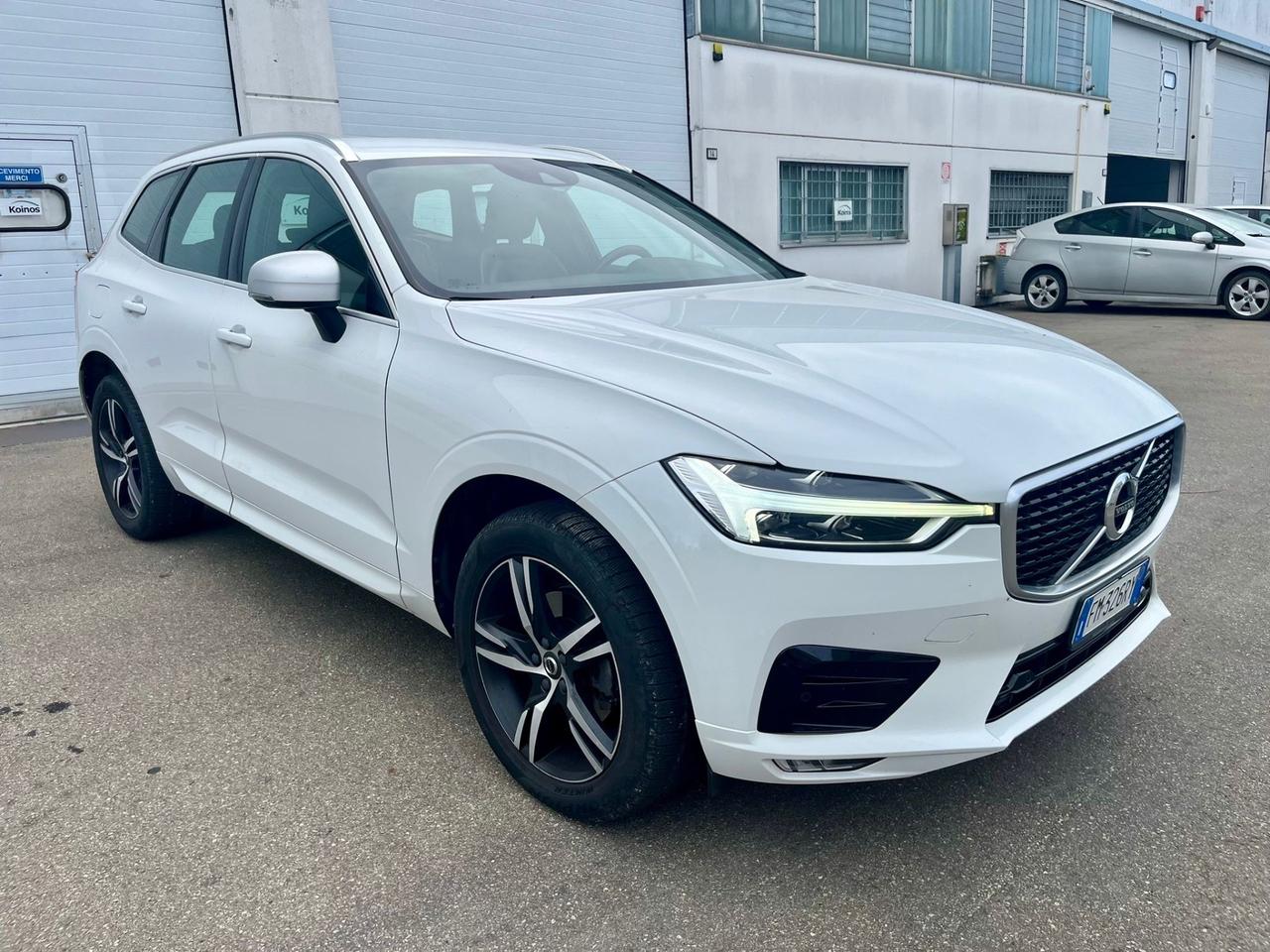 Volvo XC60 2.0d 4x4 R-Design 2018 139.000km perfetta