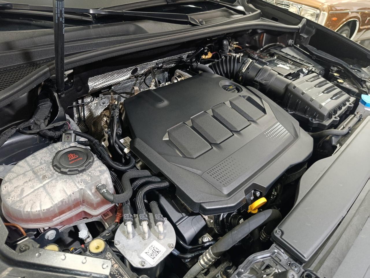 Audi Q3 35 TDI S tronic Identity Black