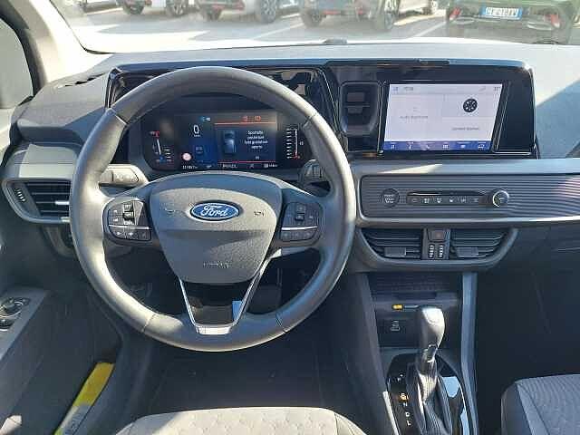 Ford Tourneo Courier 1.0 EcoBoost Powershift Titanium