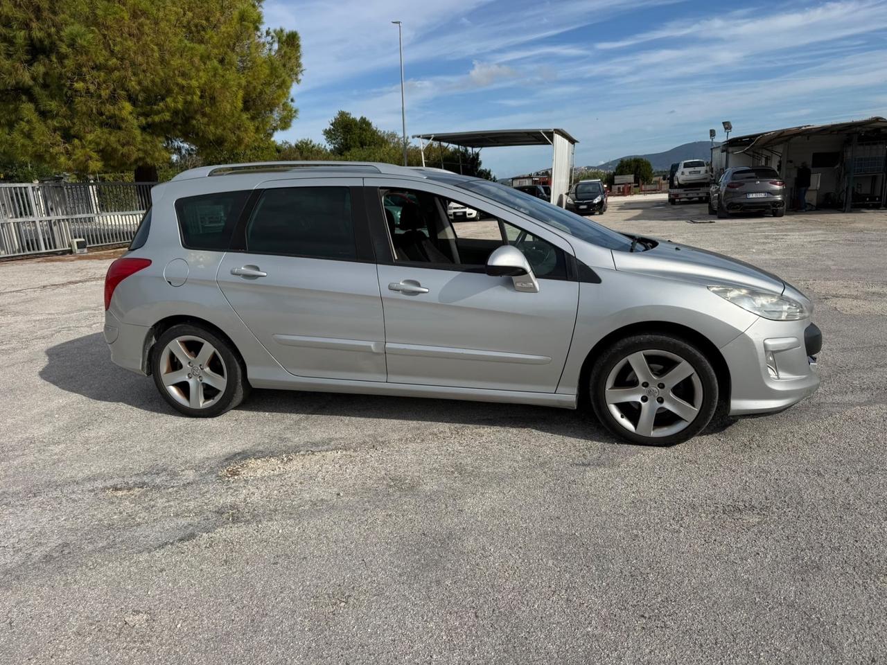 Peugeot 308 sw 1.6 HDi tetto panoramico NEOPATENTATO