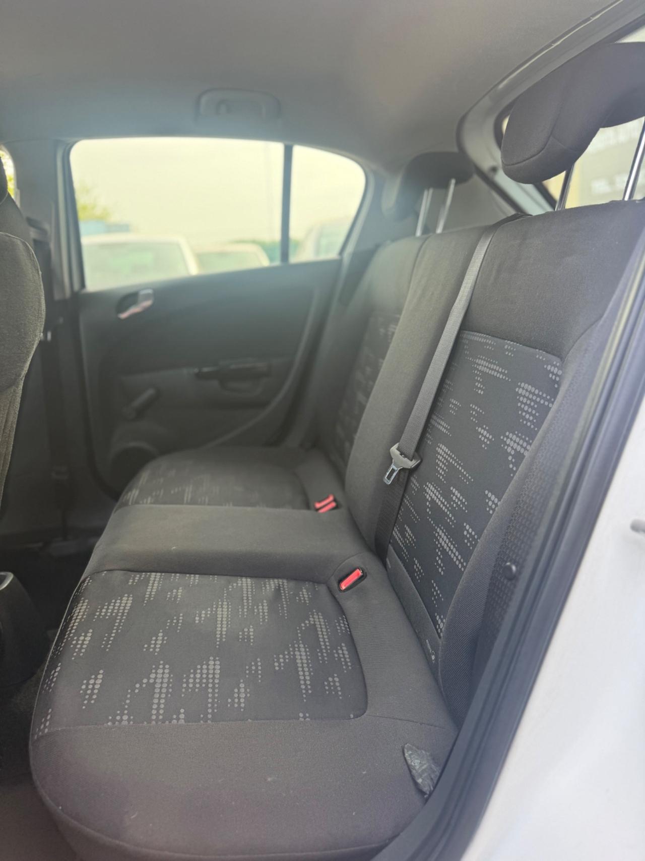 Opel Corsa 1.2 5 porte Cosmo