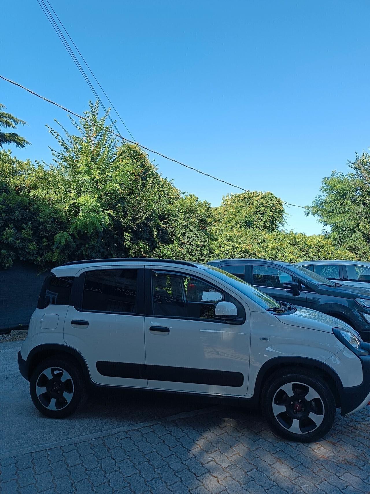 Fiat Panda CROSS 1.0 Hybrid 5 POSTI -FULL-2024