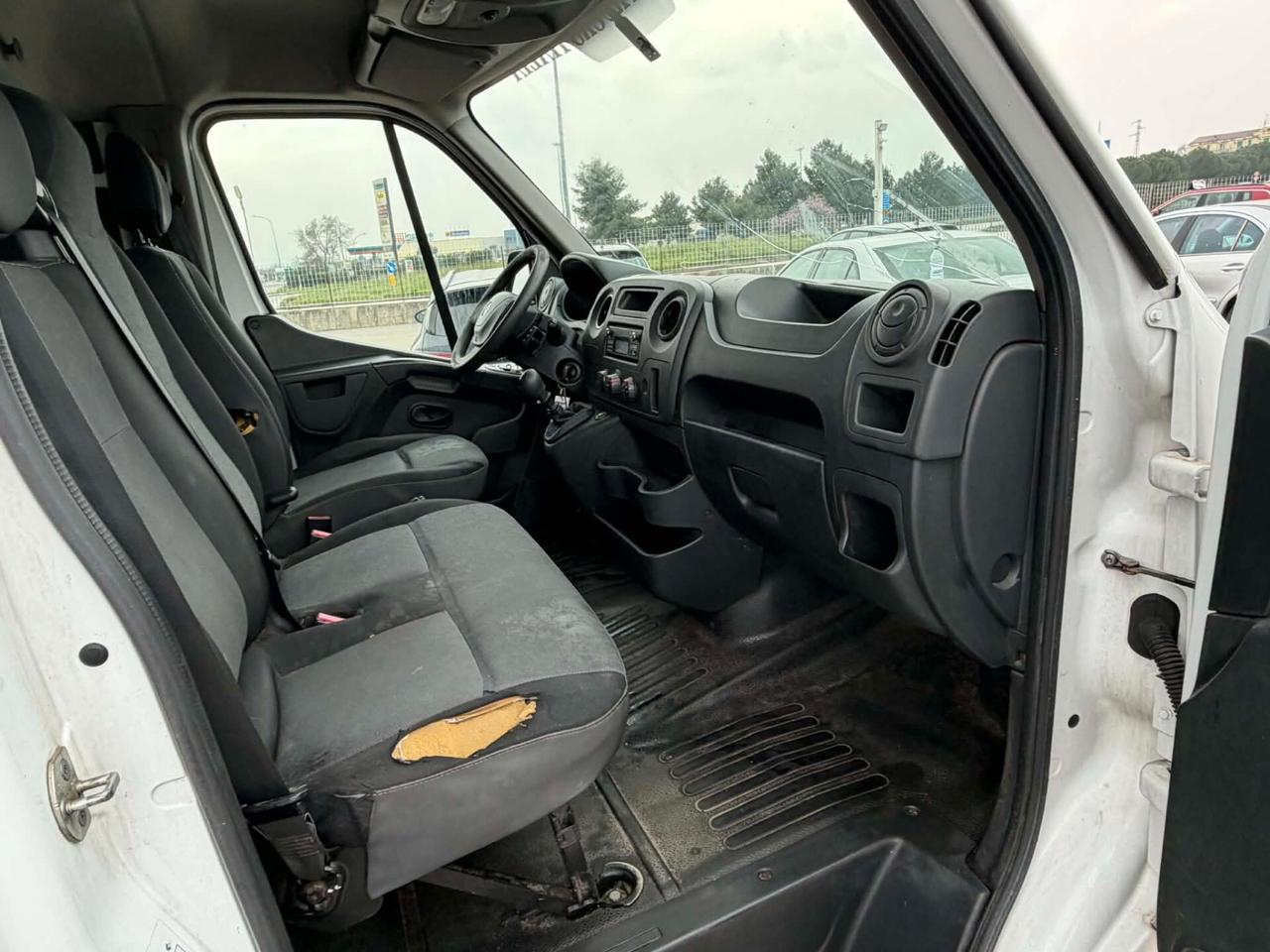 Renault Master T35 2.3 dCi/145 TP PL-SL-RG Cabinato Twin Turbo S&S