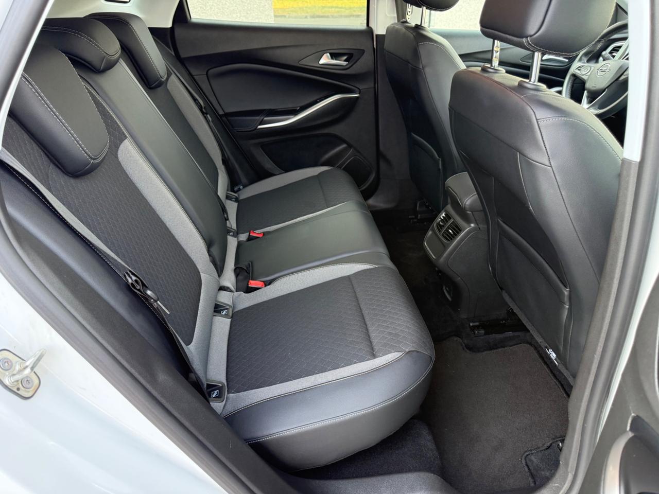 Opel Grandland 1.5 130 cv diesel Ecotec Automatico