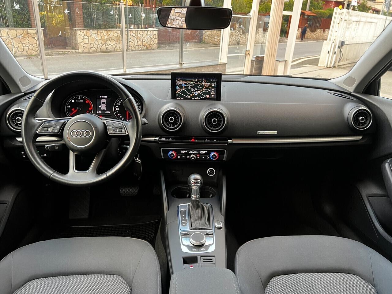 Audi A3 SPB 30 TDI S Tronic- 2019-NAVI