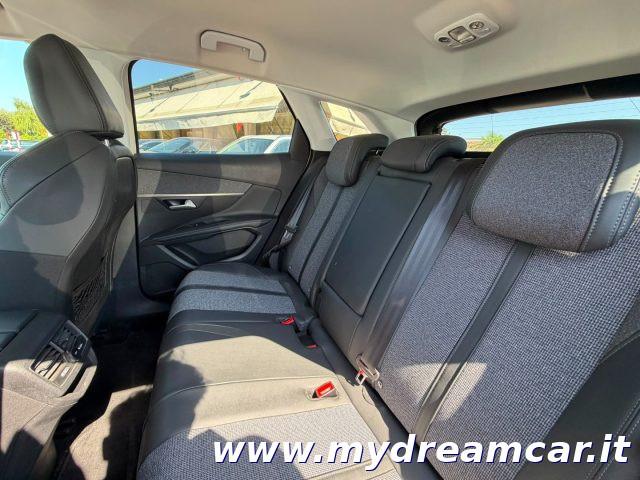 PEUGEOT 3008 PureTech Turbo 130 S&S Allure