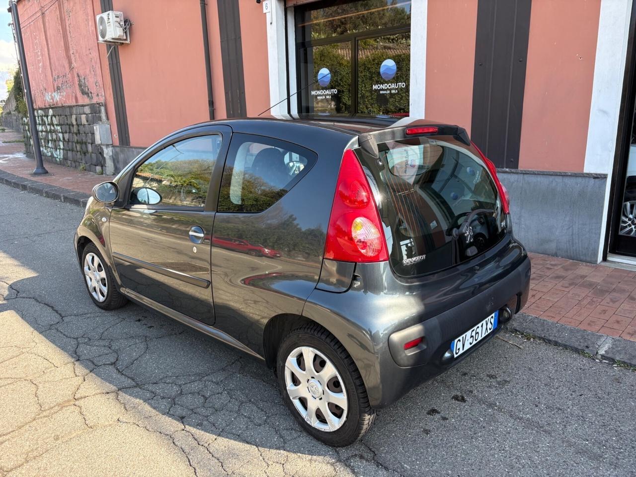 Peugeot 107 1.0 68CV 3p. Automatica 2011