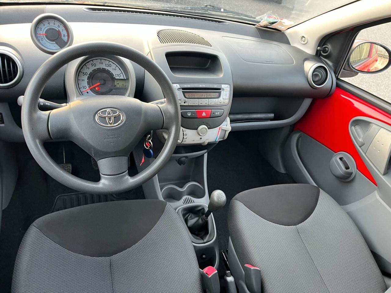 Toyota Aygo 1.0 BENZ SOLO 29.000 KM