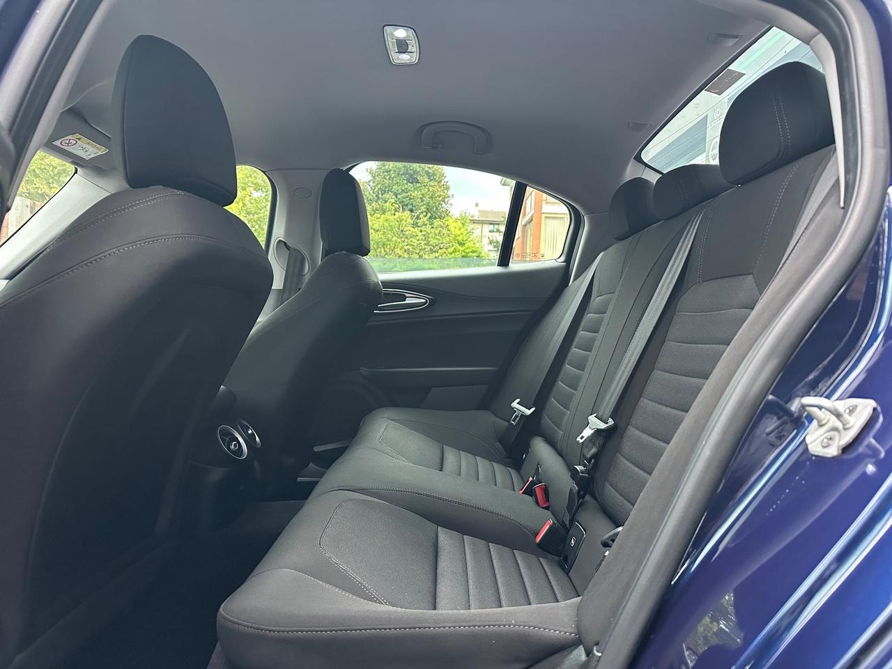 Alfa Romeo Giulia 2.2 Turbodiesel 180 CV AT8 Eco Business
