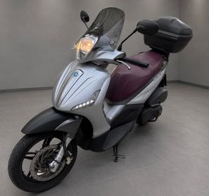 BEVERLY 350 SPORT TOURING FINANZIABILE SENZA BUSTA PAGA