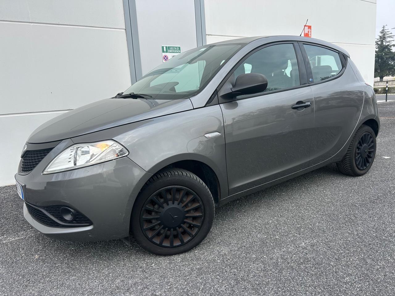 Lancia Ypsilon 1.2 69 CV 5 porte S&S Elefantino Blu