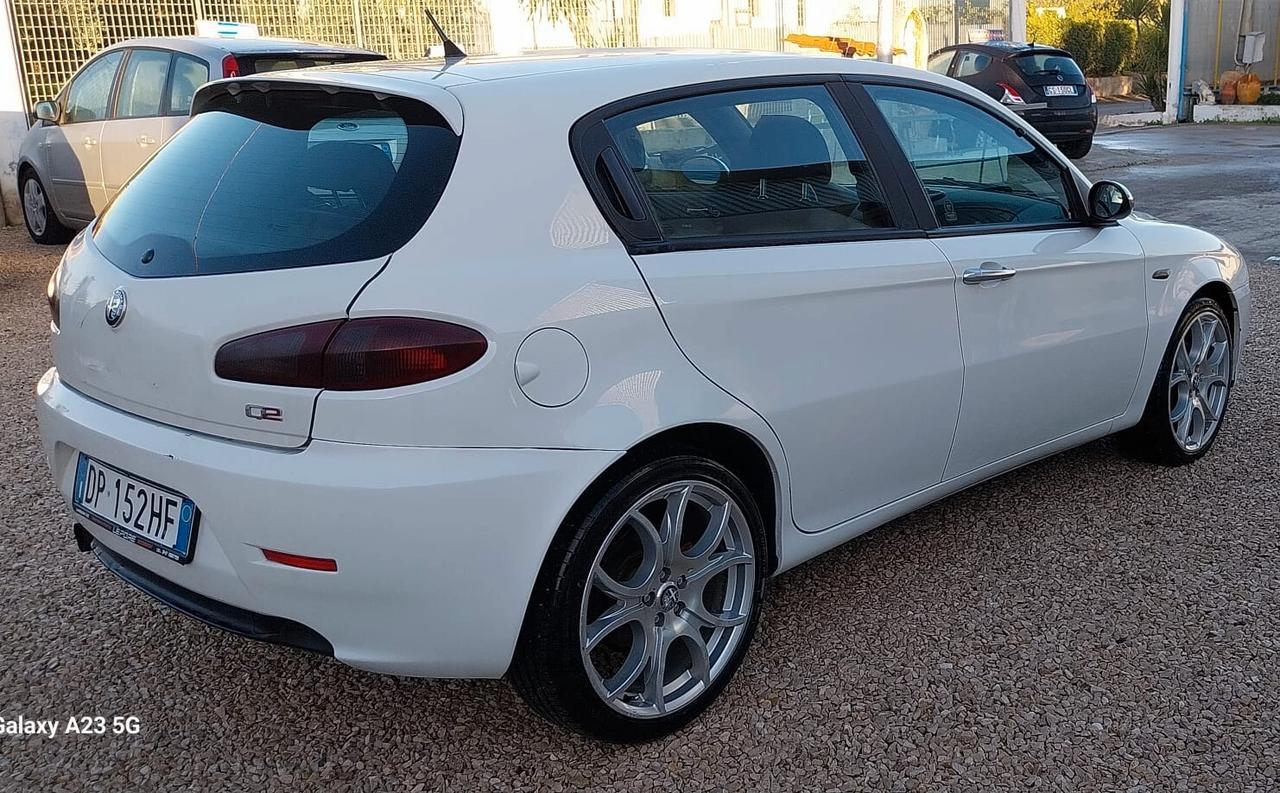 Alfa Romeo 147 1.9 JTD M-JET 16V 5 porte Q2