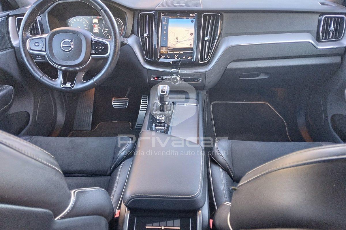 VOLVO XC60 D4 AWD Geartronic R-design