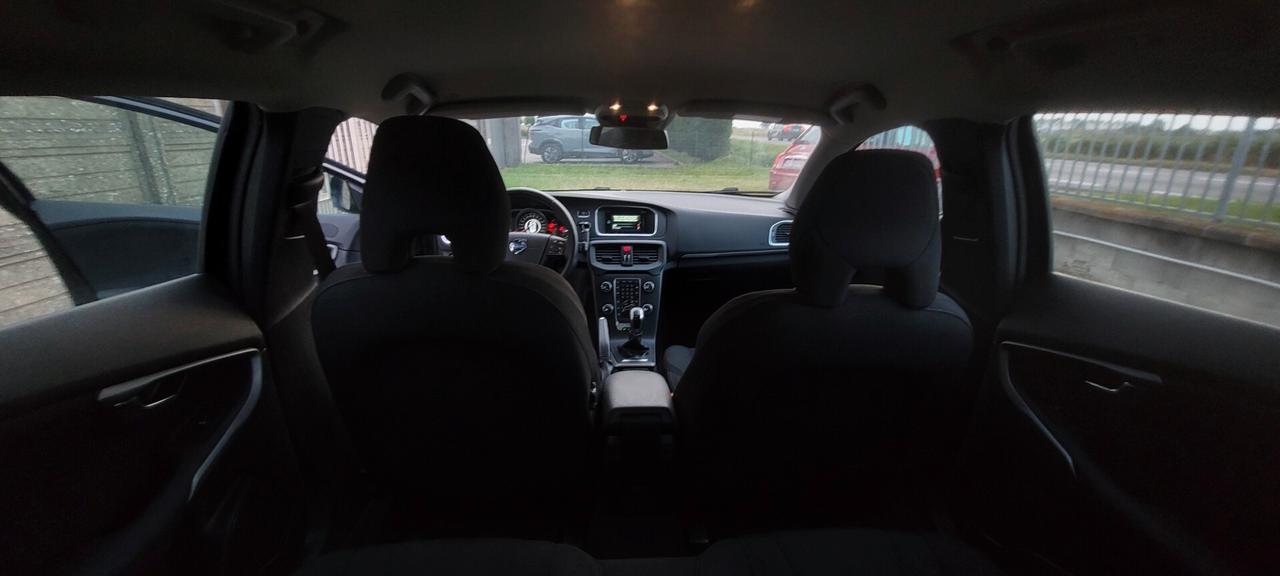 Volvo V40 D2 1.6 Business Edition