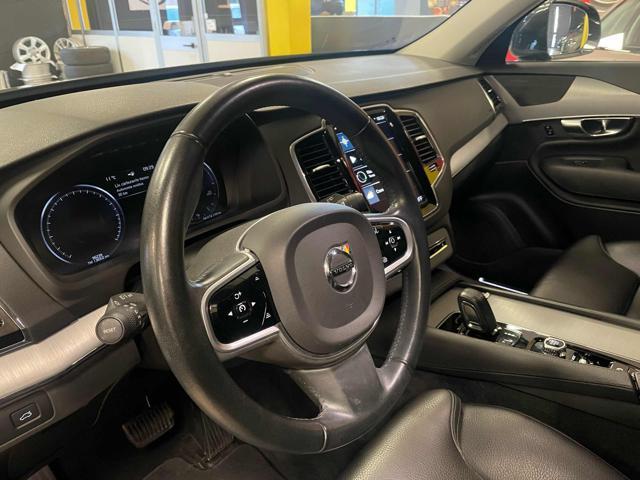 VOLVO XC90 B5 (d) AWD 7 posti Momentum *PELLE/TELC/LED*