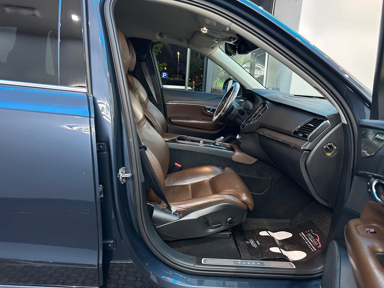 Volvo XC 90 XC90 B5 (d) AWD Geartronic R-design