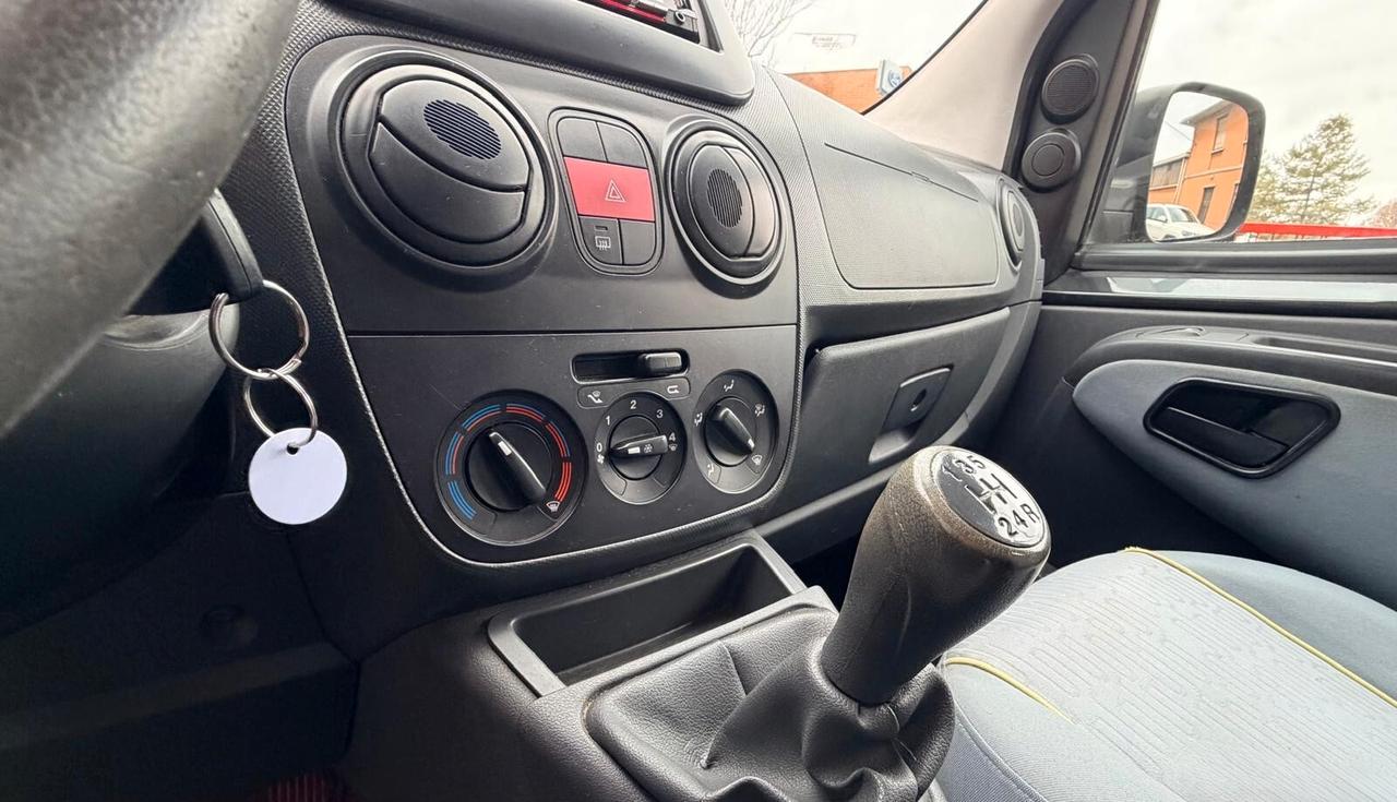 Peugeot Bipper Tepee 1.4 HDi 70CV Outdoor