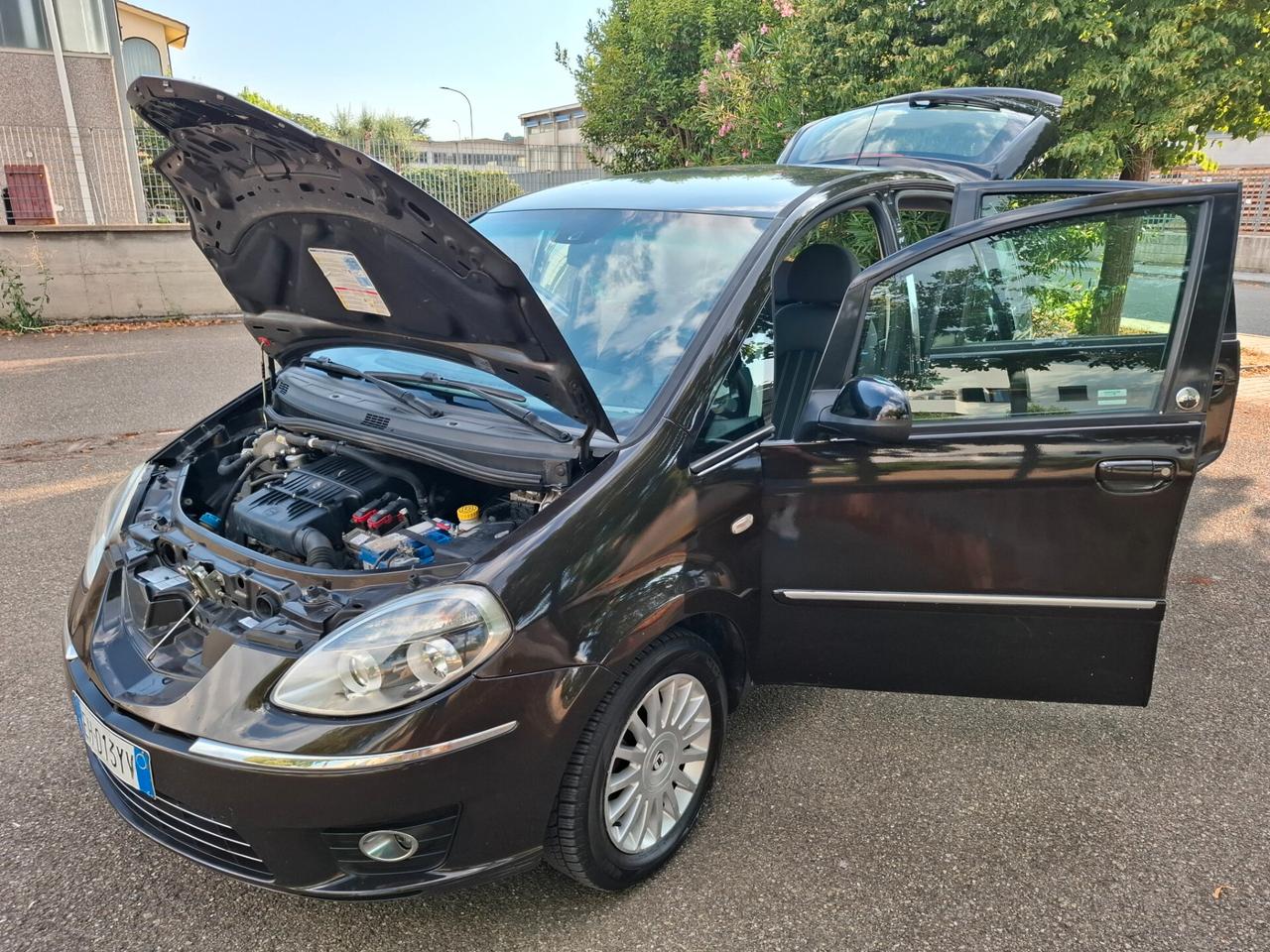Lancia MUSA 1.4 8V Ecochic (GPL) 5th Avenue