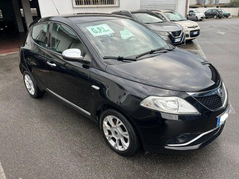 Lancia Ypsilon Ypsilon 1.2 69 CV 5 porte GPL Ecochic Platinum
