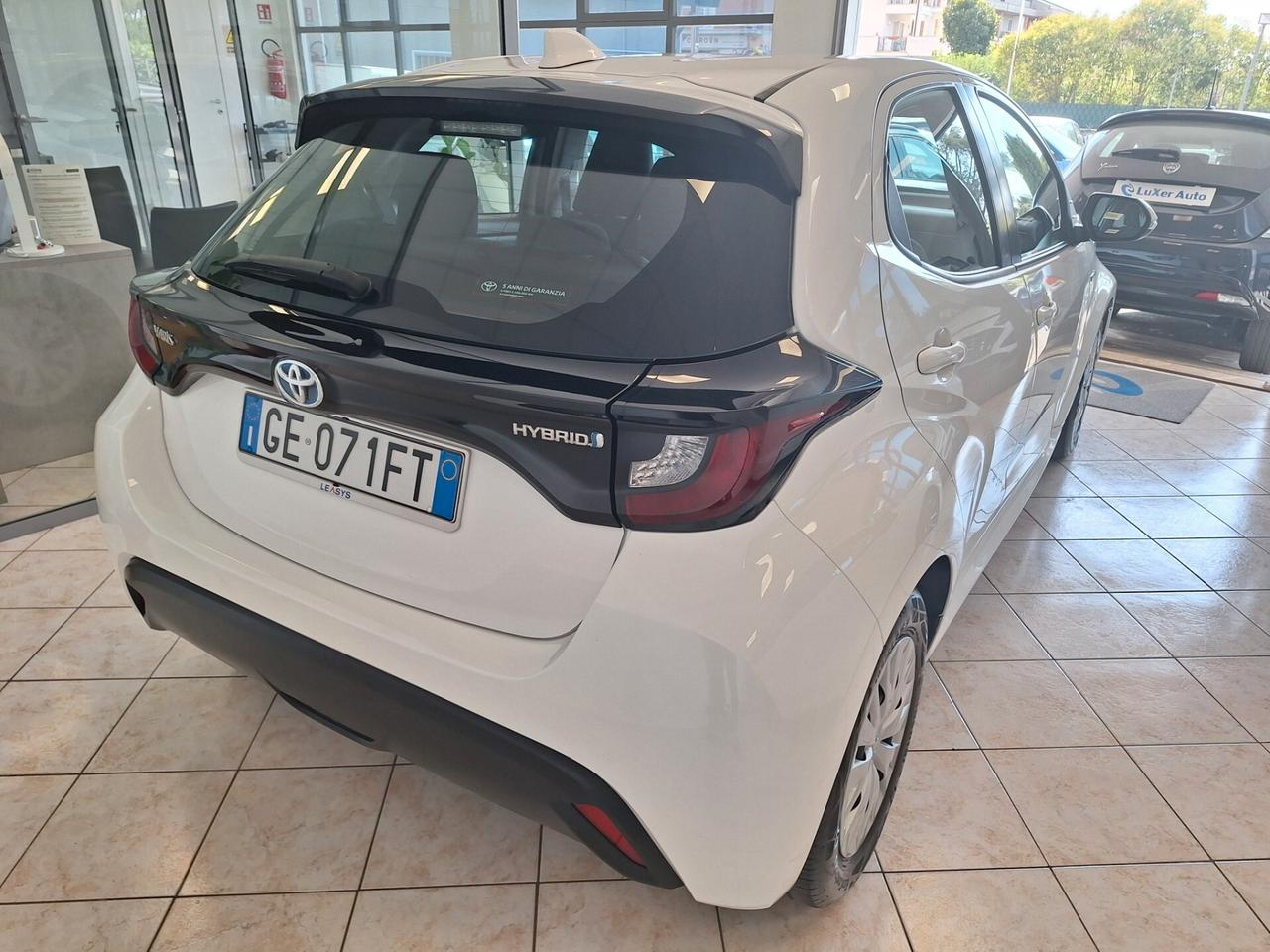 Toyota Yaris 1.5 Hybrid 5 porte Business