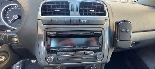 POLO 1,6 DIESEL 90 CV TELEFONO SENSORI COMANDI AL VOLANTE LEGA IMPECCABILE X NEOPATENTATI