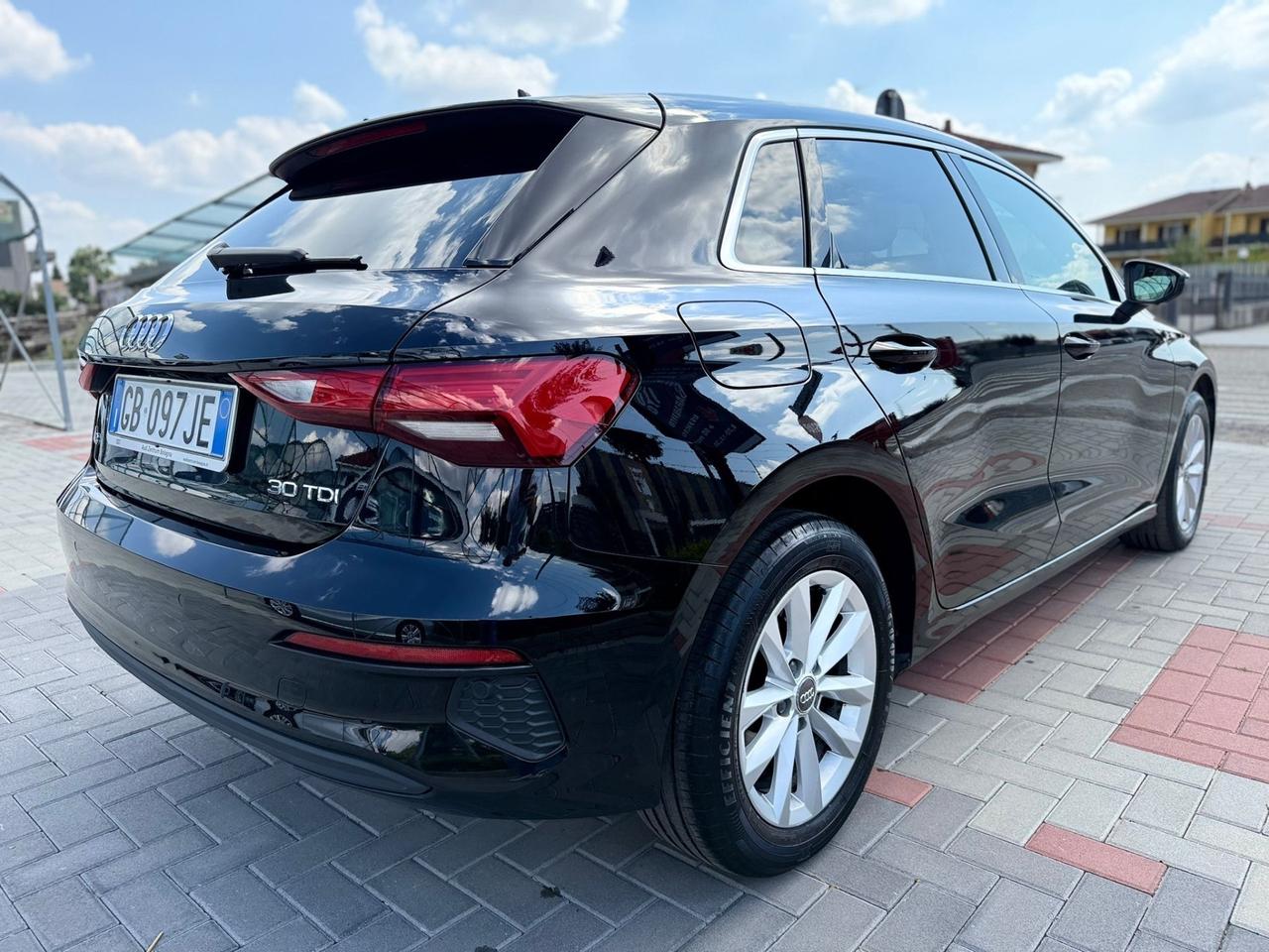Audi A3 SPB 30TDI 116CV*RADAR*UNICO PROPRIETARIO