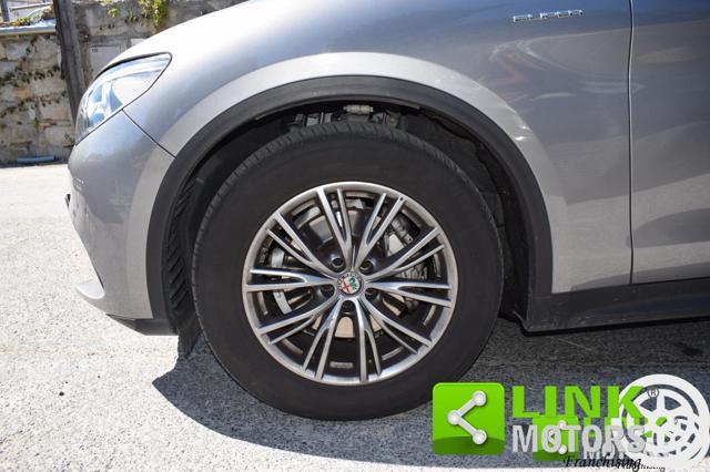 ALFA ROMEO Stelvio super business