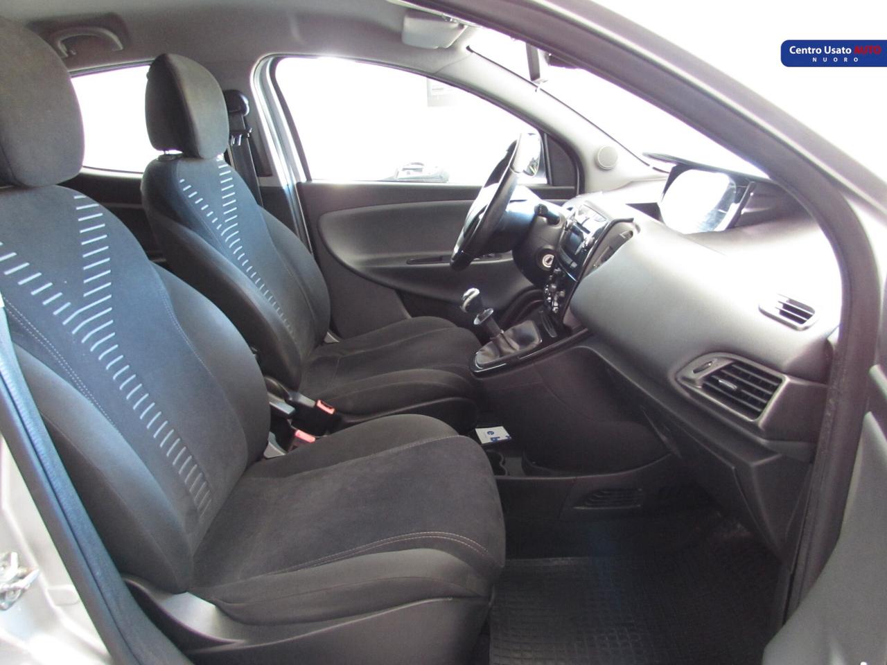 Lancia Ypsilon 1.2 69 CV Diva