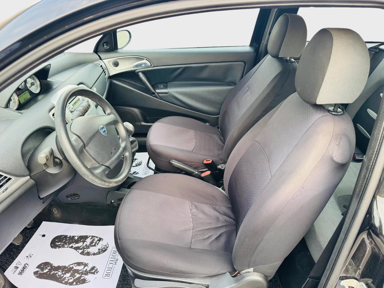Lancia Ypsilon 1.2 benzina 2008 ottima per neo patentati