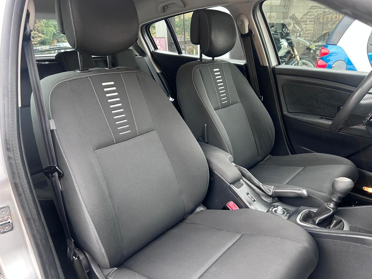 Renault Megane Mégane 1.5 dCi 110CV EDC Attractive