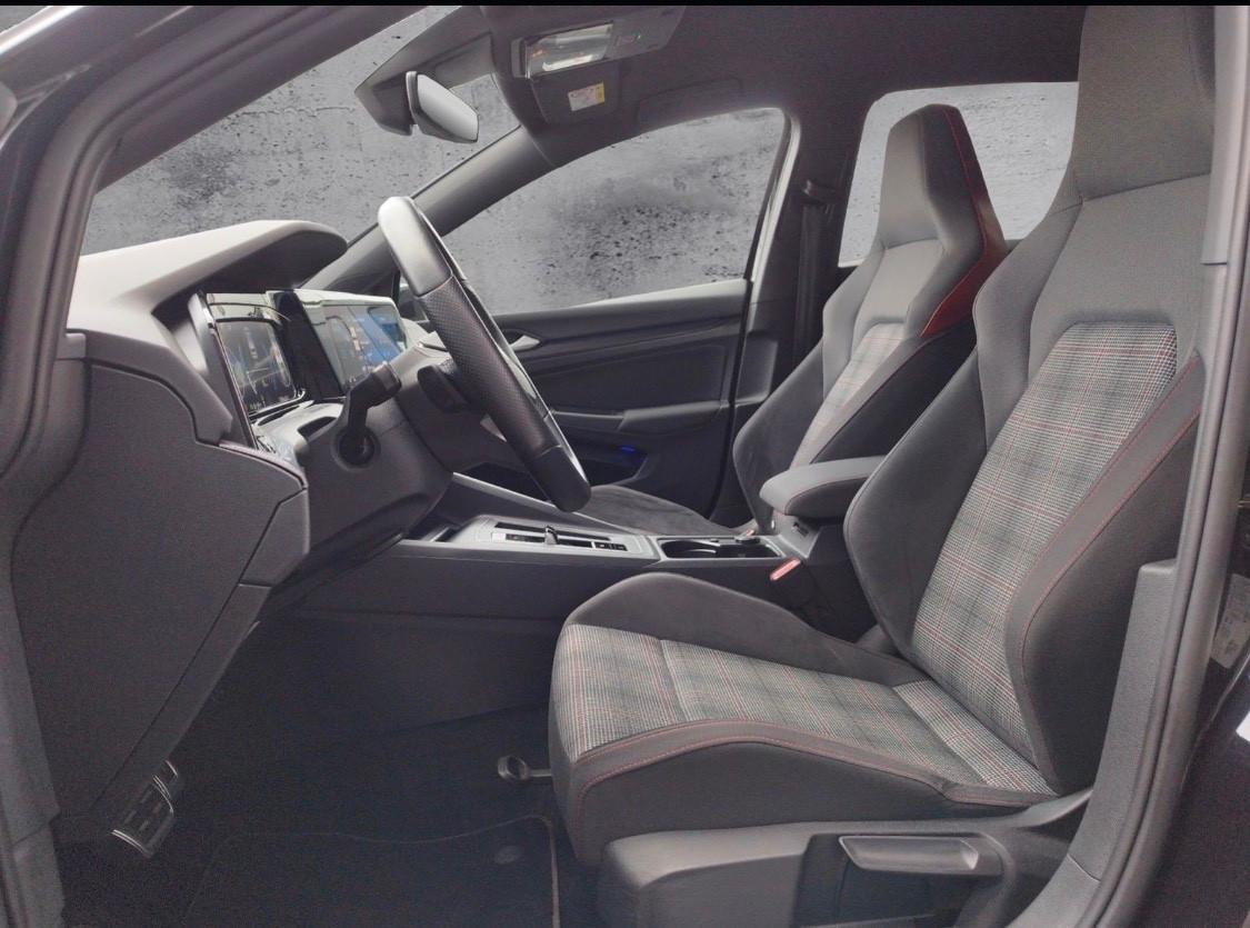 Volkswagen Golf 8 GTI DSG 2.0 TSI 245cv