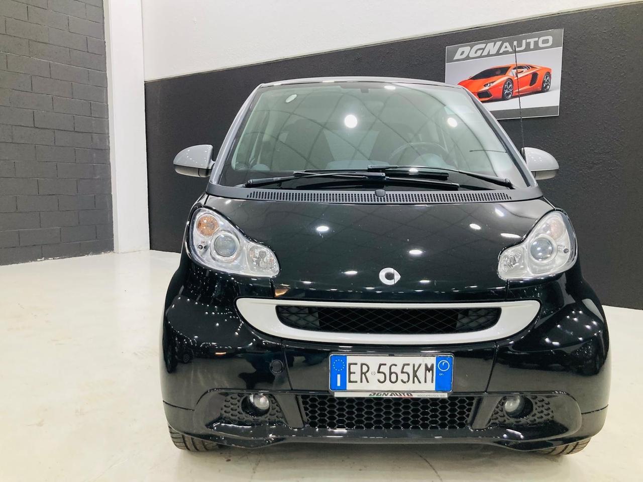 Smart ForTwo 1000 52 kW MHD coupé passion