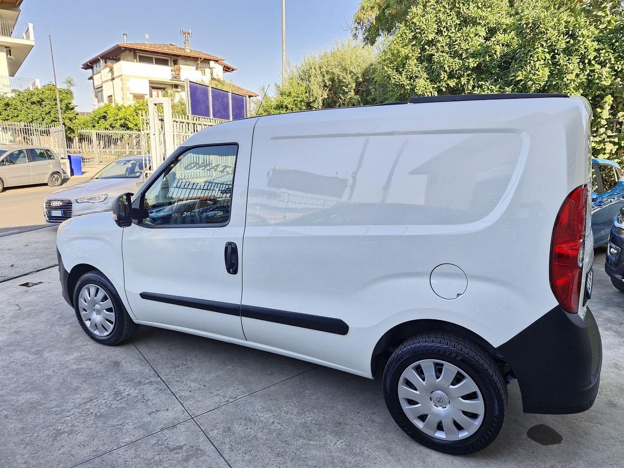 OPEL COMBO 1.4 BENZINA/METANO 11/2014 120000 KM