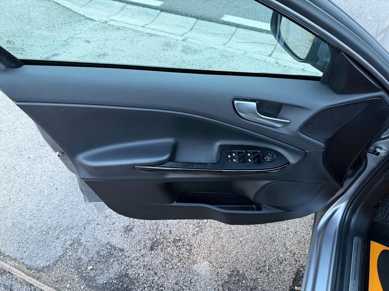 ALFA ROMEO GIULIETTA 1.4 BENZINA 120 (CV) 2012