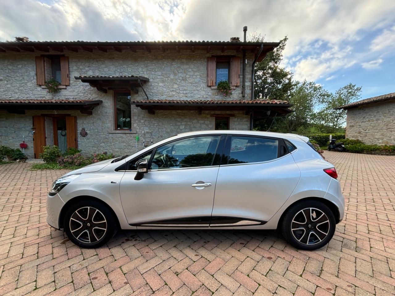 Renault Clio 1.2 75CV 5 porte Life