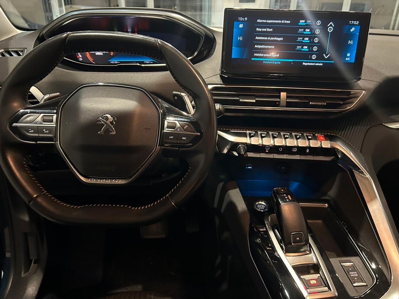 Peugeot 3008 BlueHDi 130 S&S EAT8 Active Pack