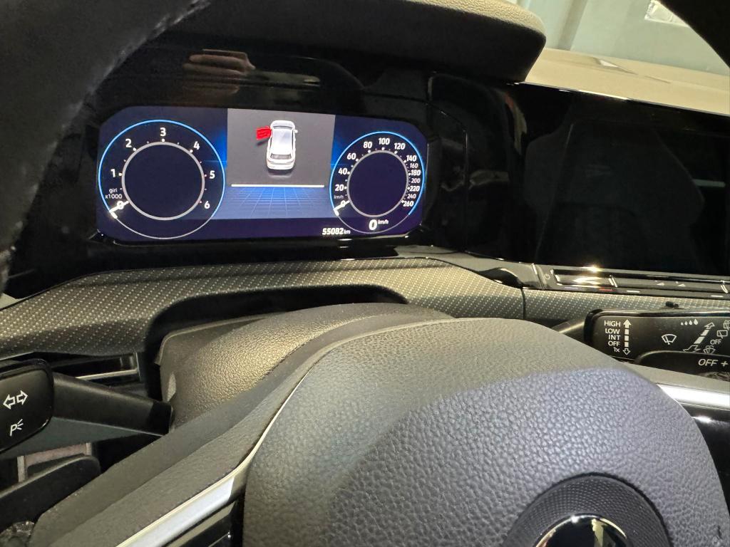 Volkswagen Golf 2.0 tdi R-LINE 150cv dsg